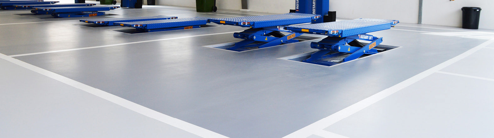 Performance Industrial Flooring 
Materials from Flowcrete