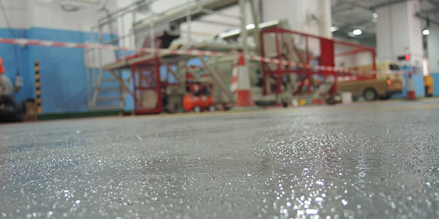 gray antistatic epoxy flooring with antislip textured profile